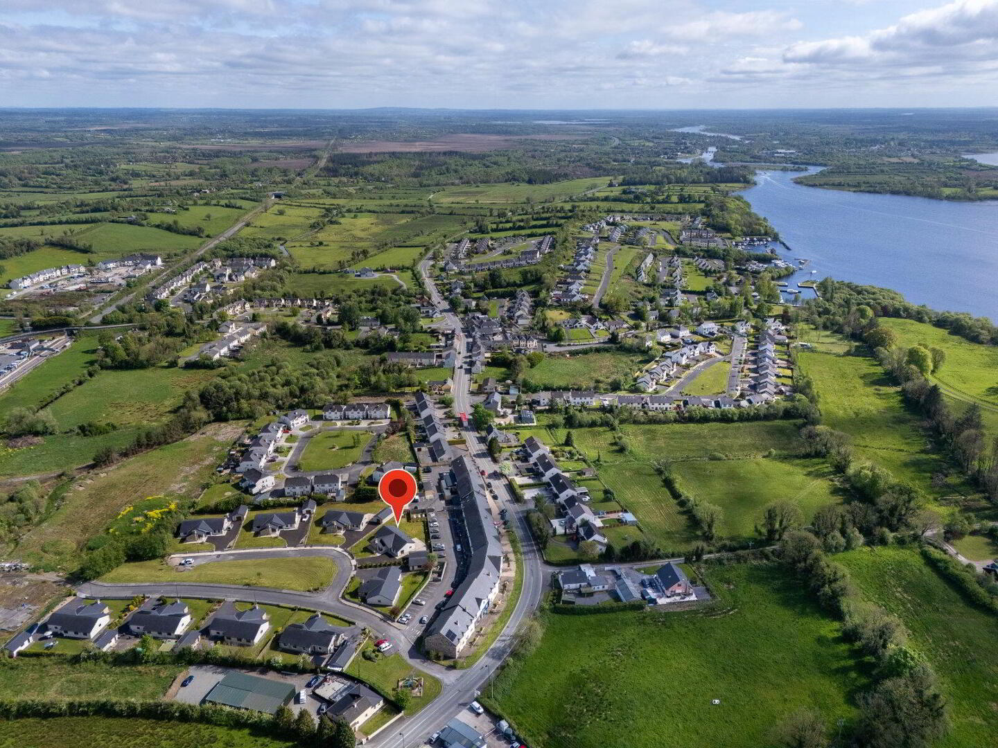 24 Mac Oisin Place 44 of 60