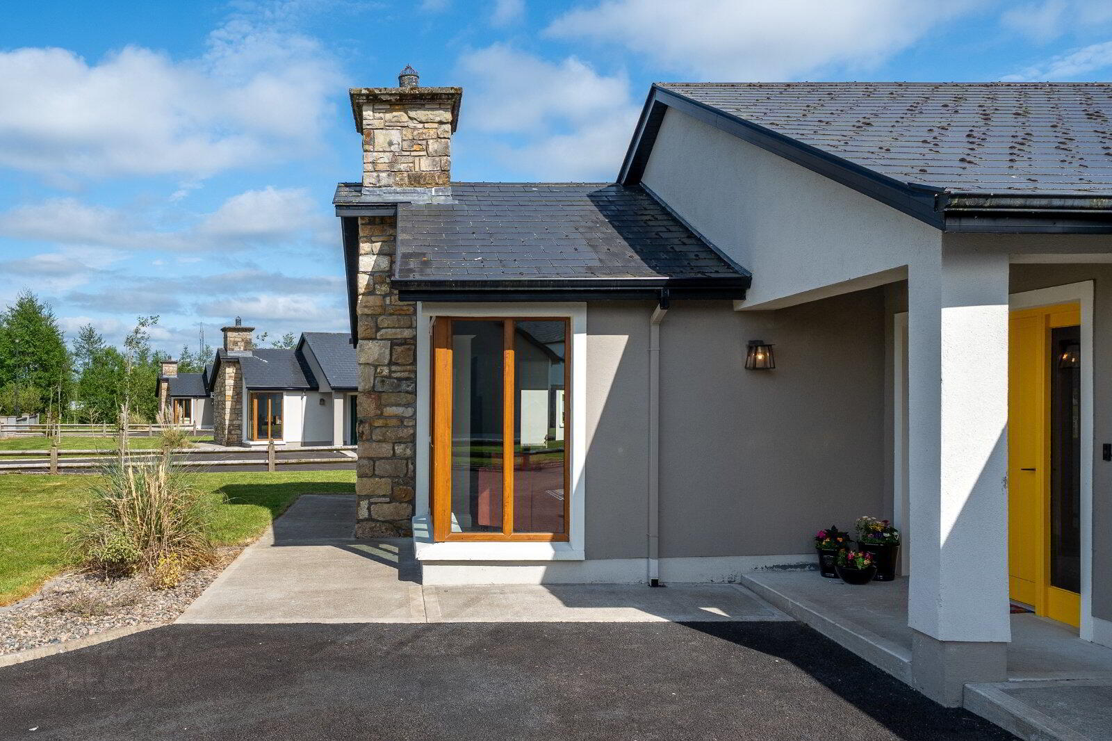 23 Mac Oisin Place 4 of 56