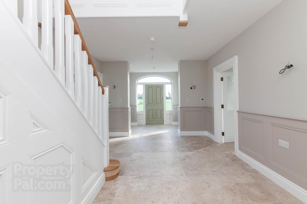 113 Comber Road 7 of 74