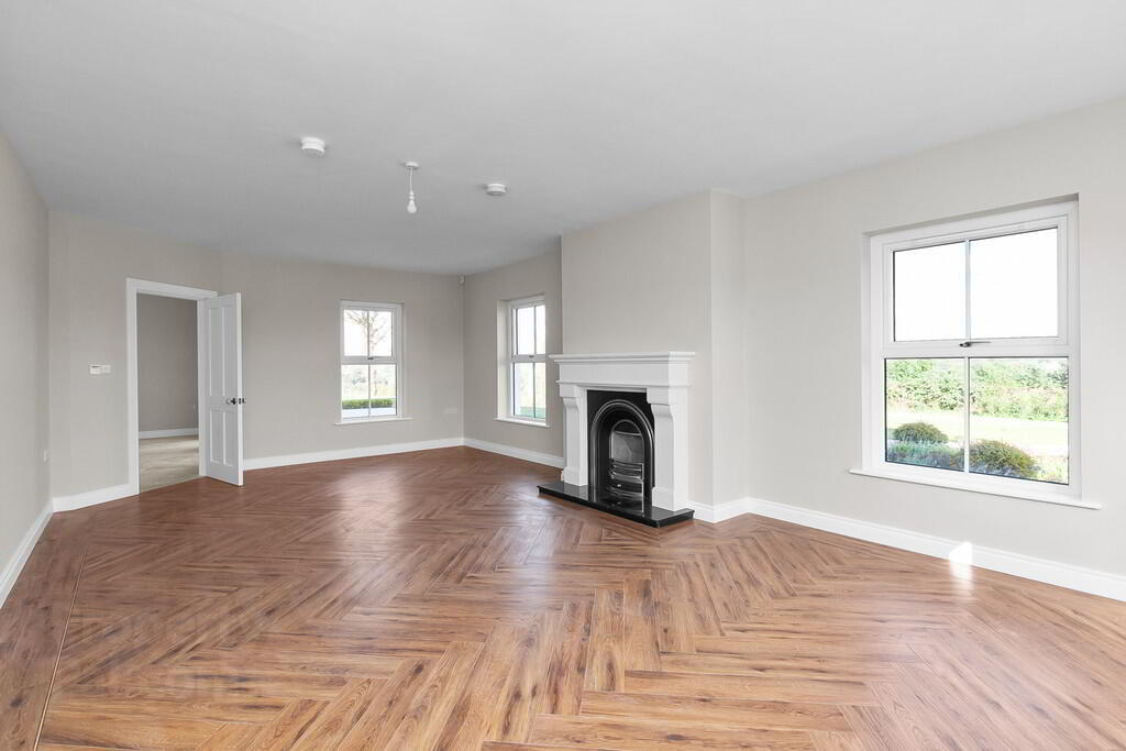 113 Comber Road 11 of 74