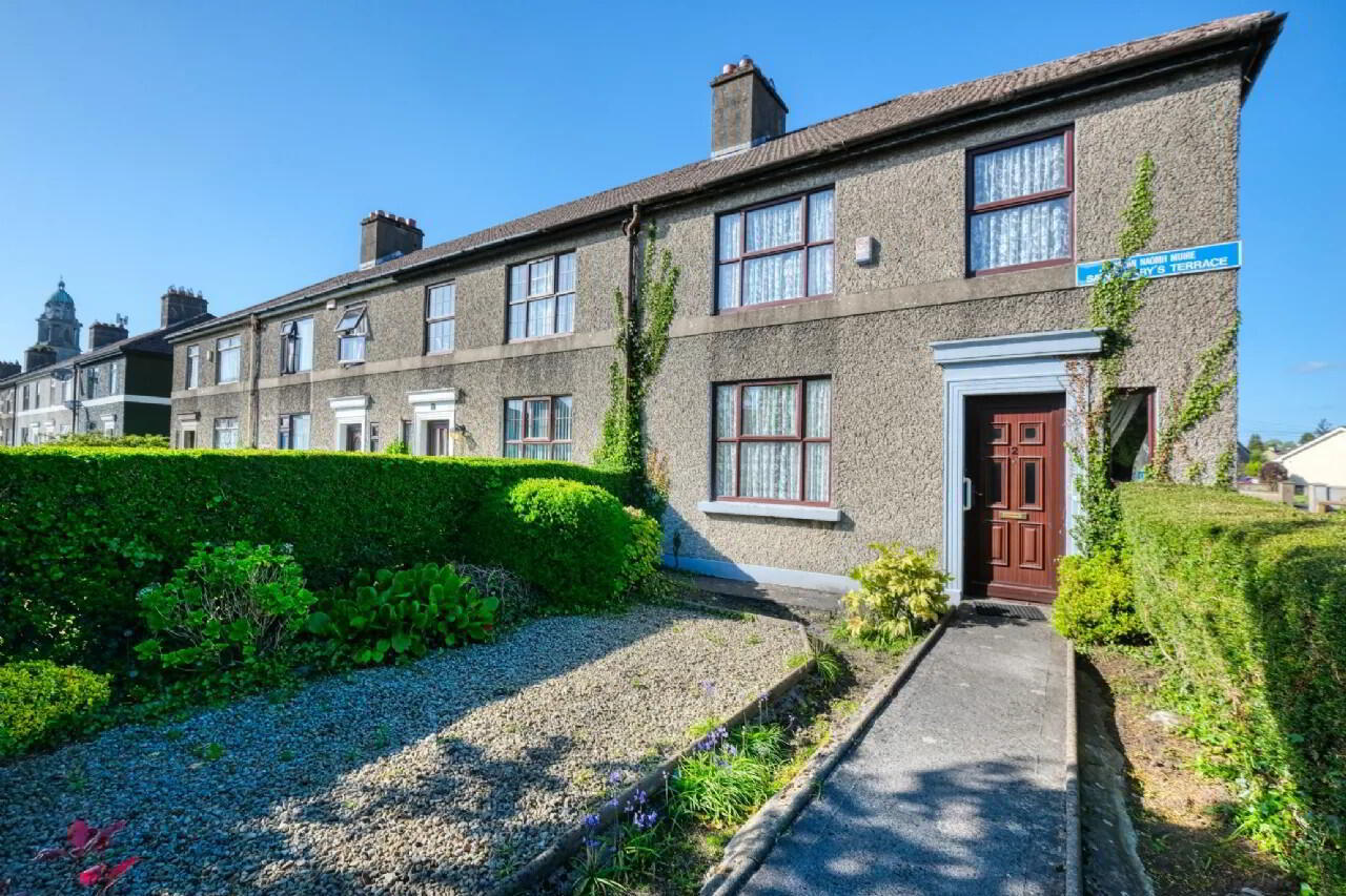 12 Saint Mary's Terrace 1 of 19