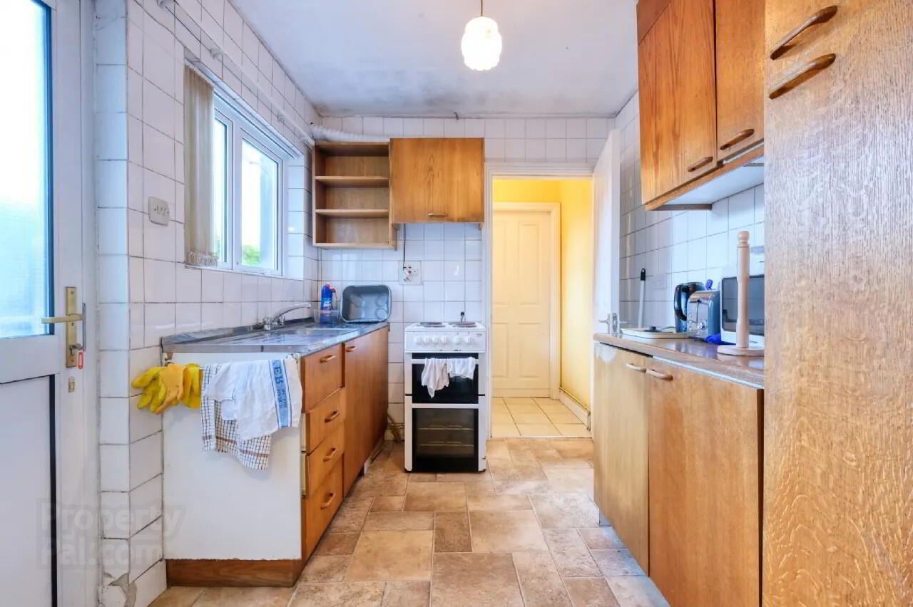12 Saint Mary's Terrace 5 of 19