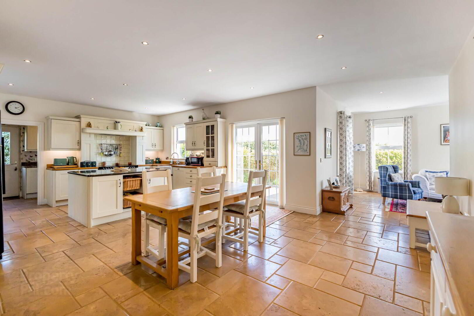 28 Killyleagh Road 8 of 27