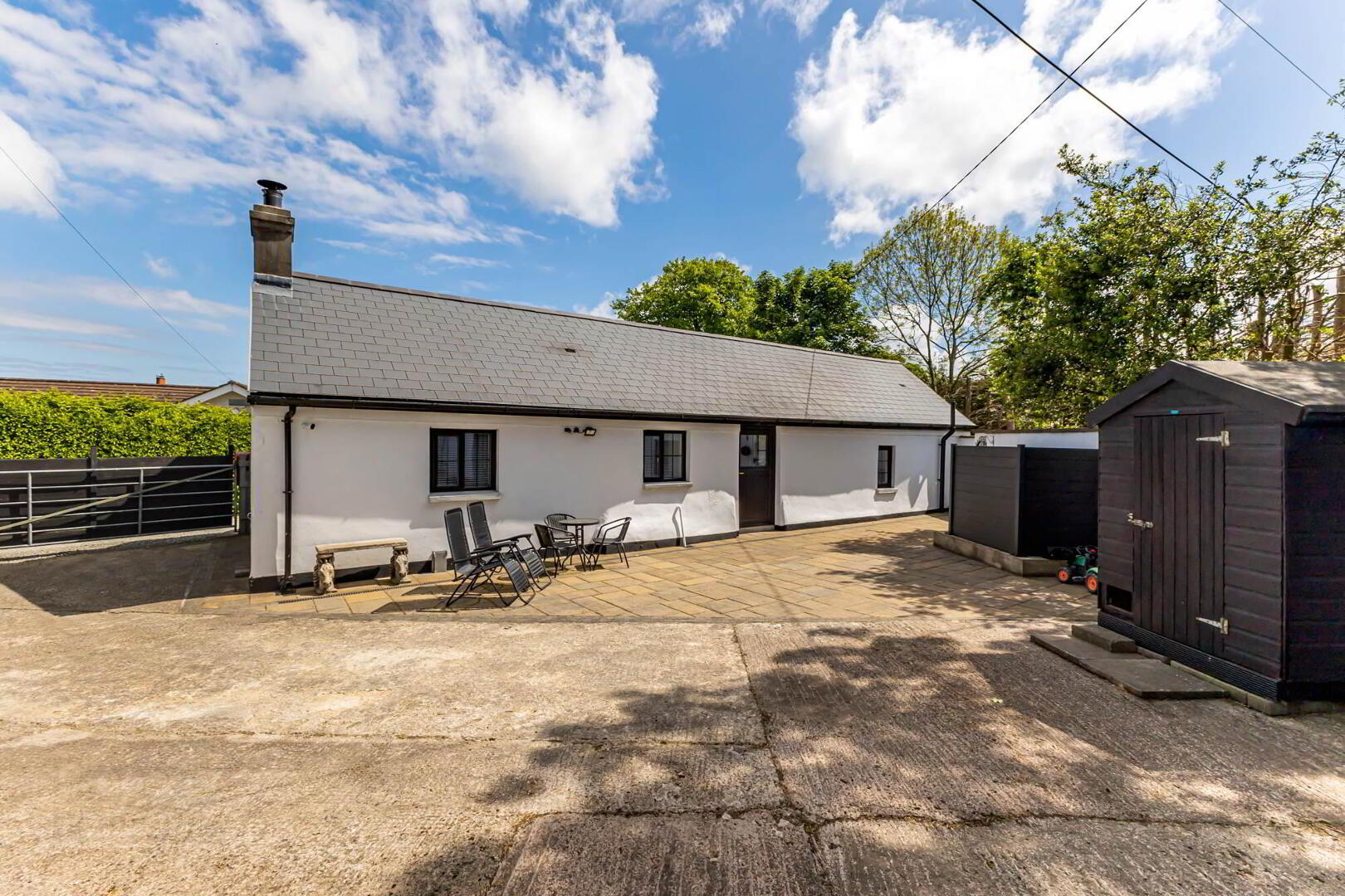 17a Monlough Road 13 of 16