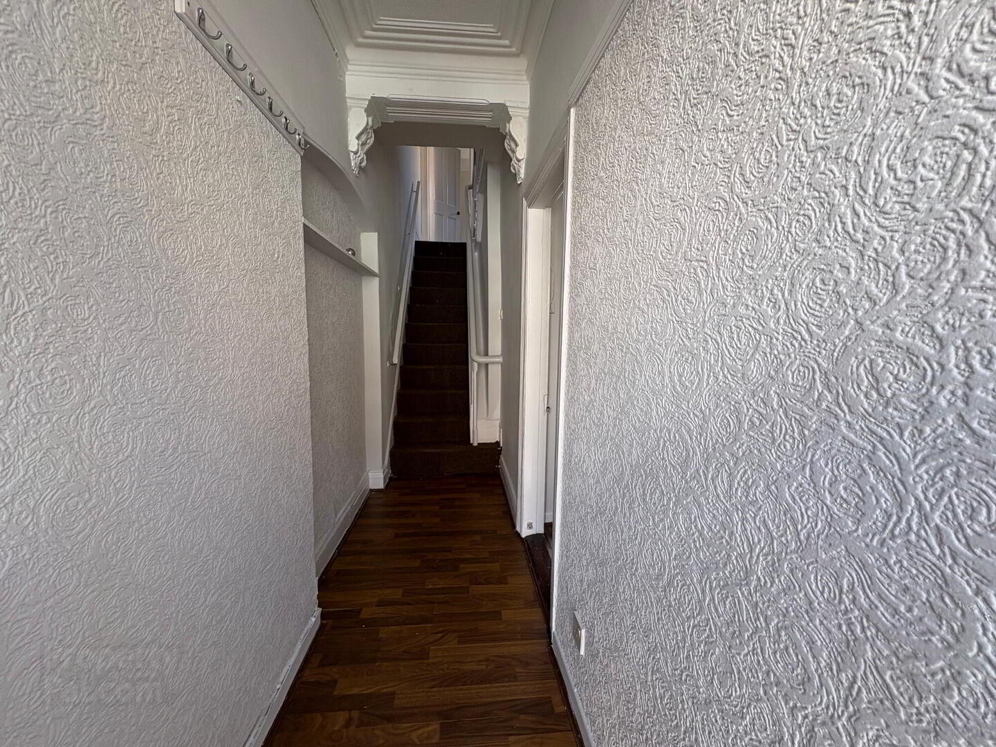 property description image