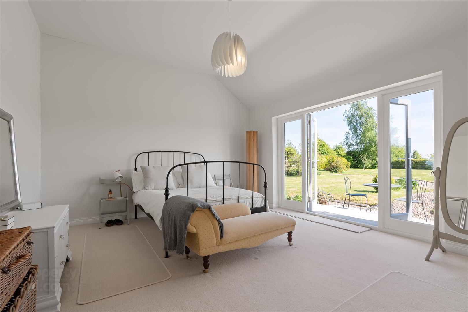 37 Lisnataylor Road 18 of 43