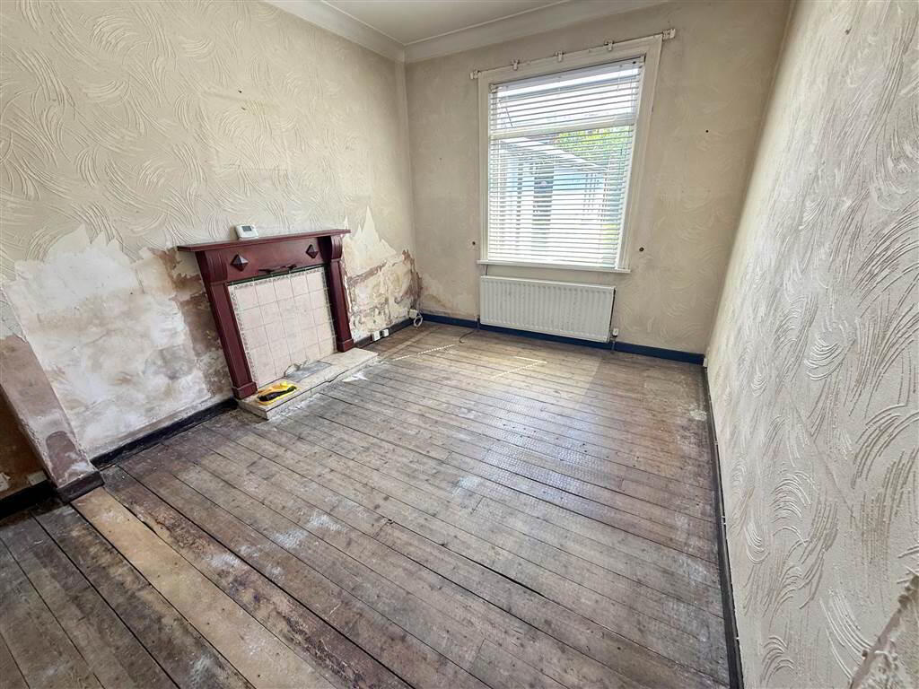 property description image