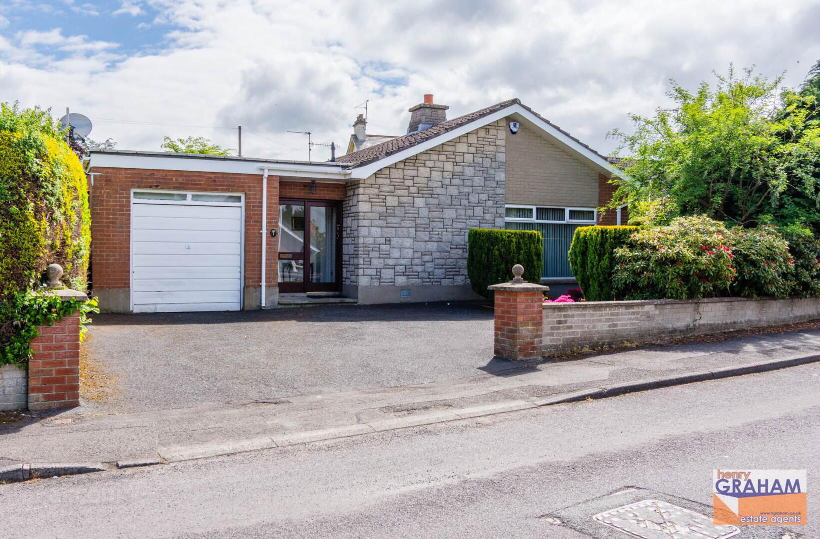 1 Beech Crescent 1 of 23