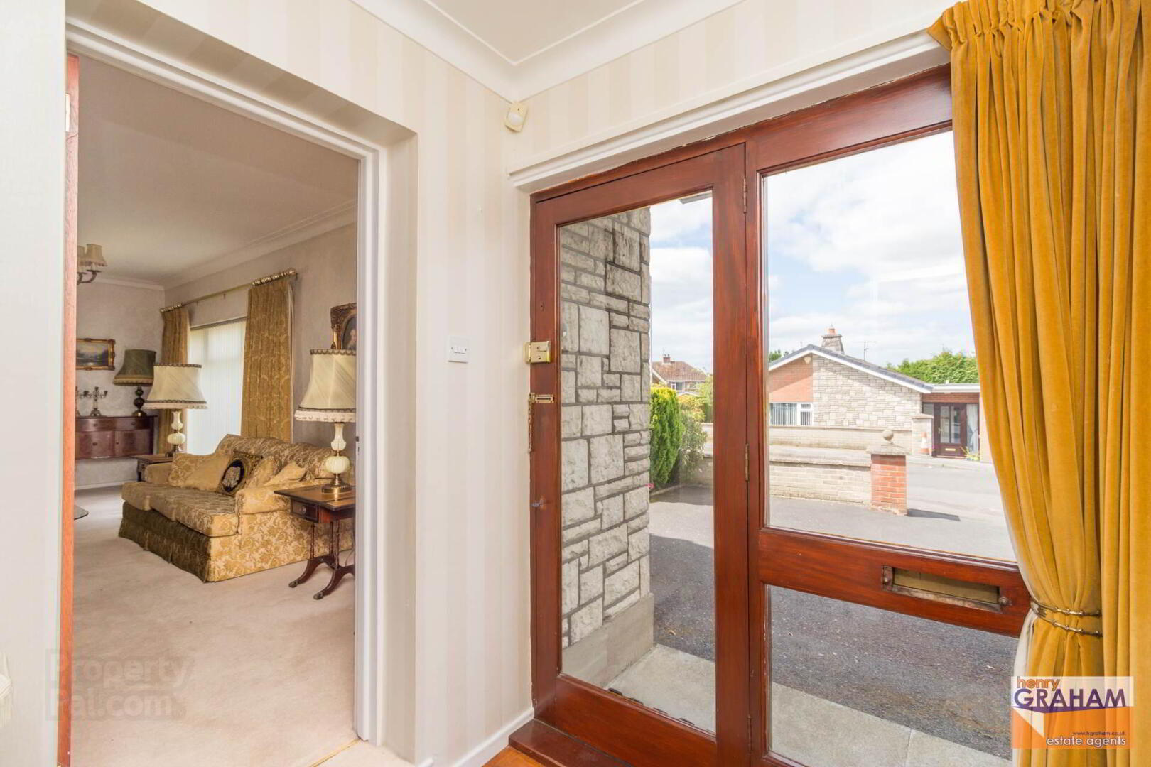 1 Beech Crescent 9 of 23
