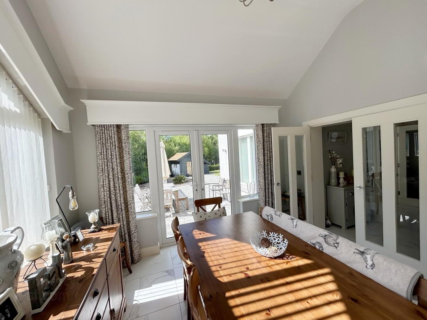 1a Dernalear Road 11 of 48