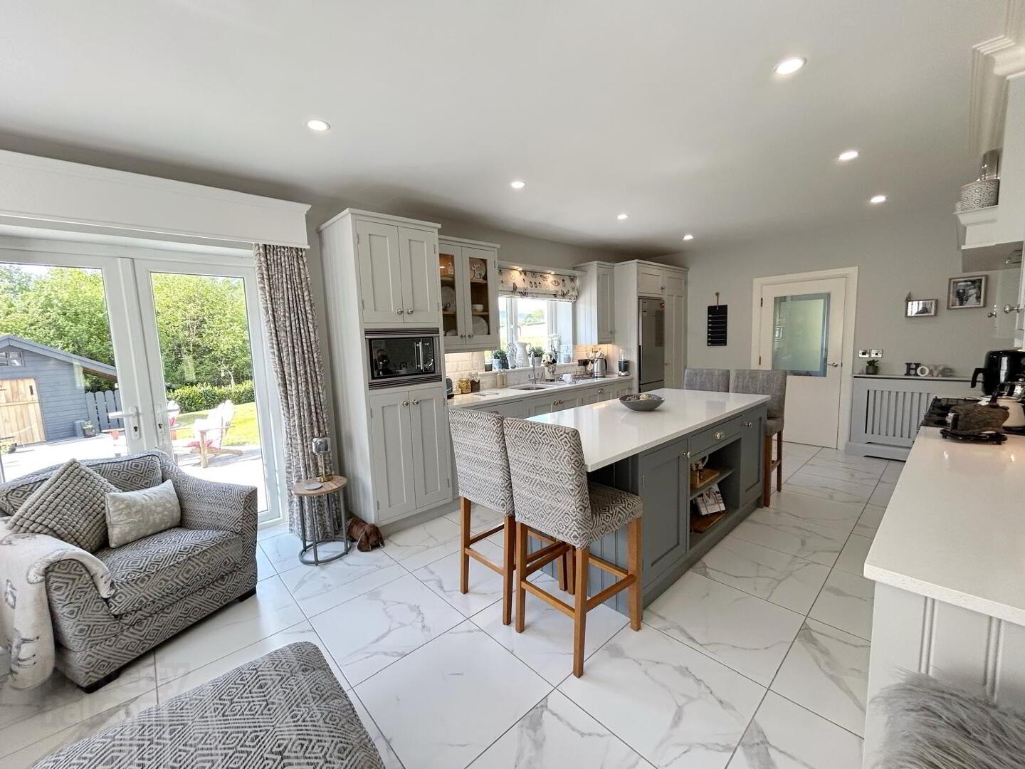 1a Dernalear Road 14 of 48