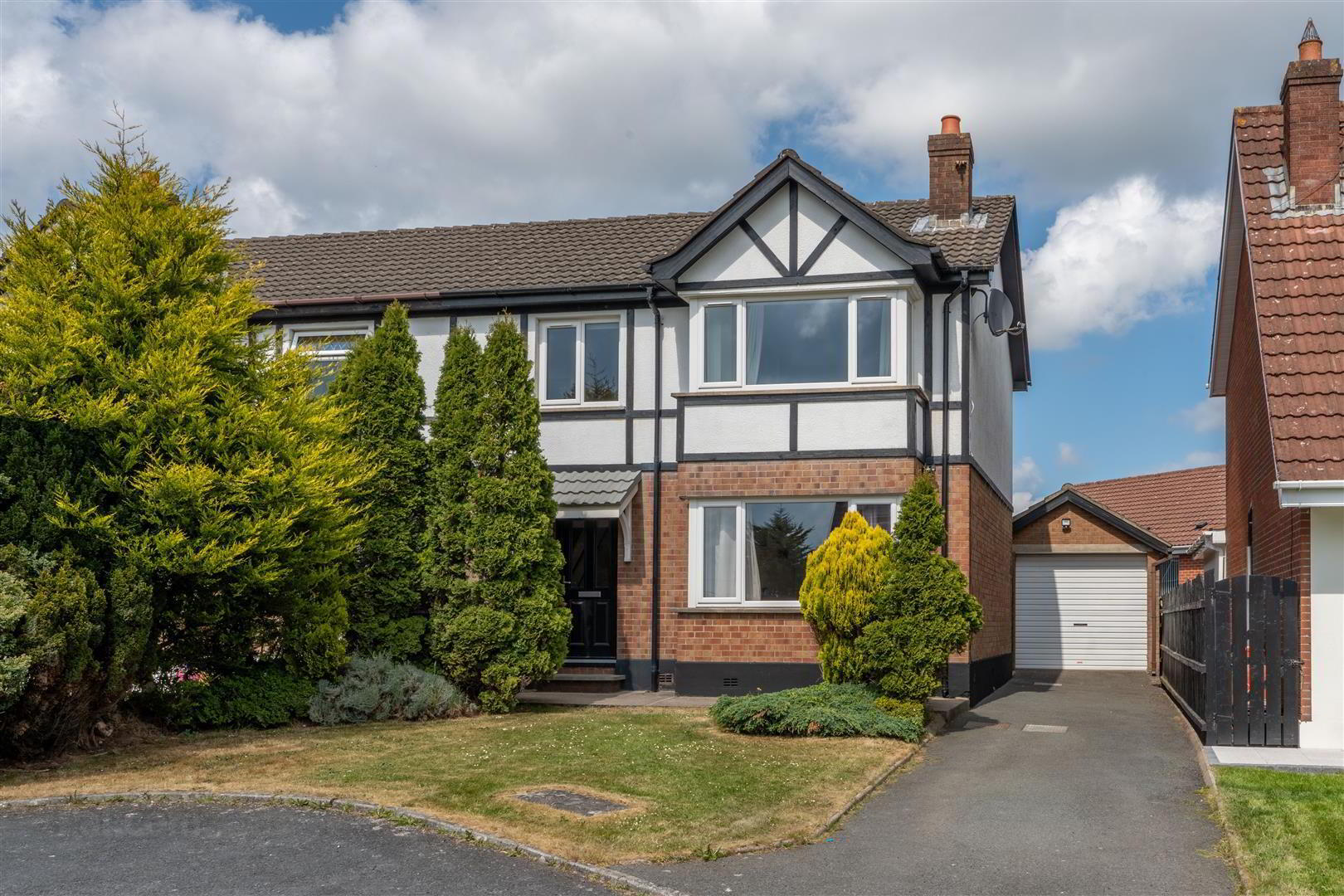 23 Alveston Drive 1 of 10