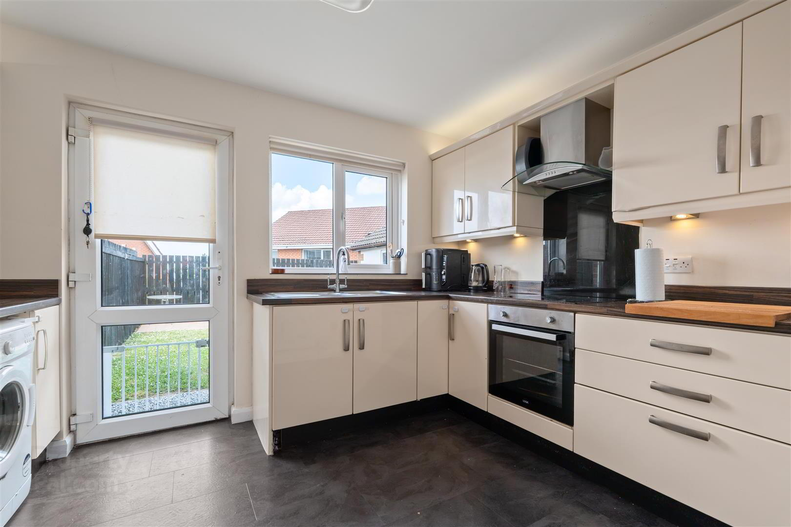 23 Alveston Drive 4 of 10