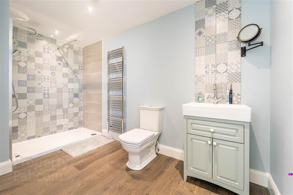 66 Clifton Road 37 of 67