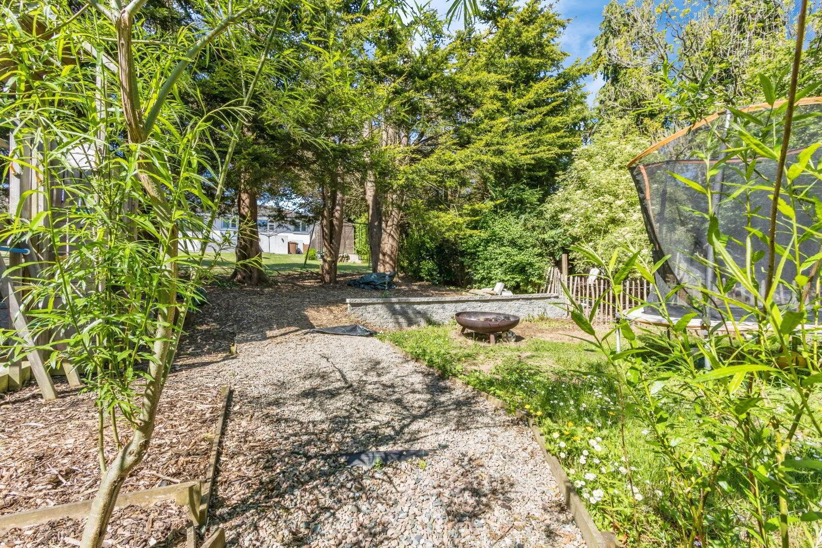 19 Cherrymount Park 20 of 20