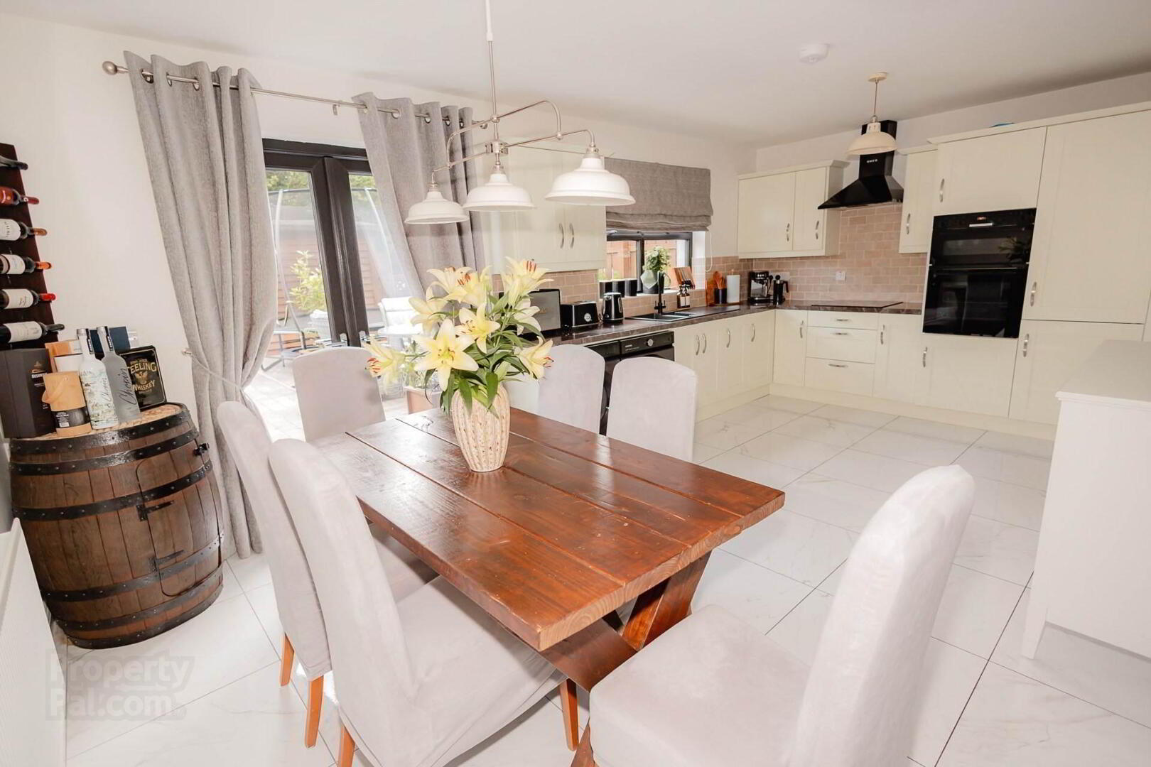 16 Carn Hill 6 of 25