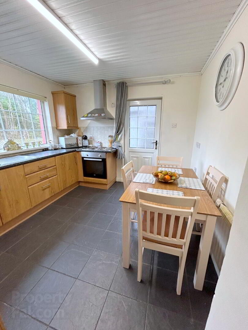 1 Ardmore Crescent 5 of 16