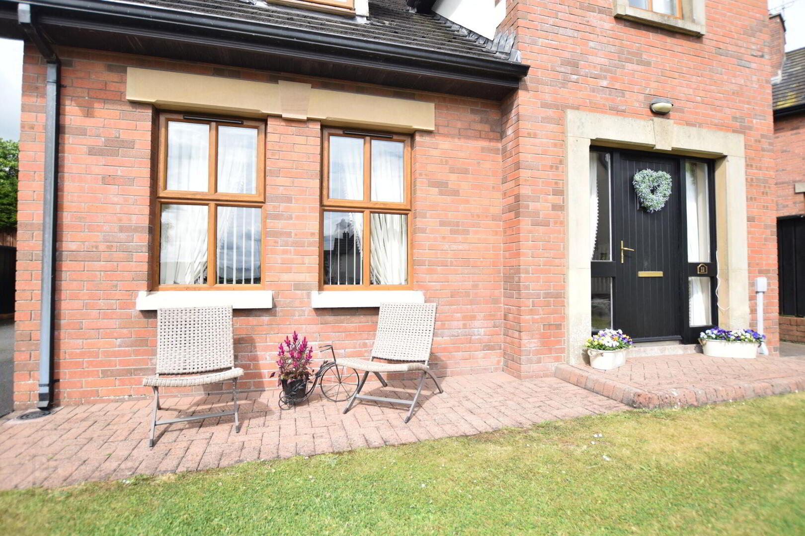 property description image