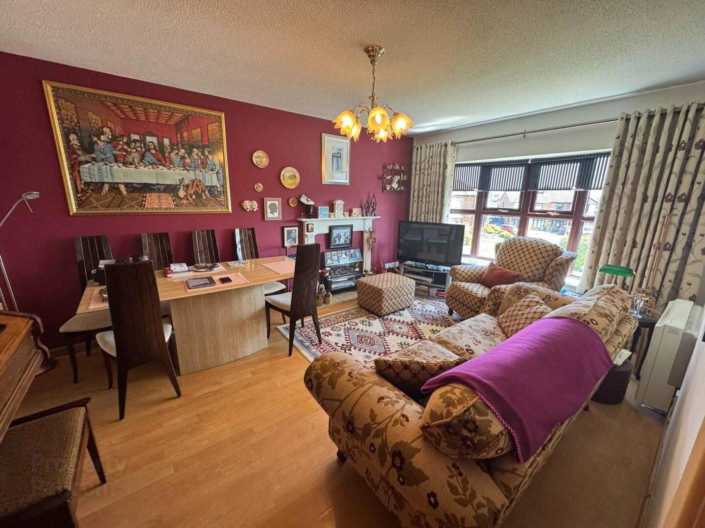 property description image