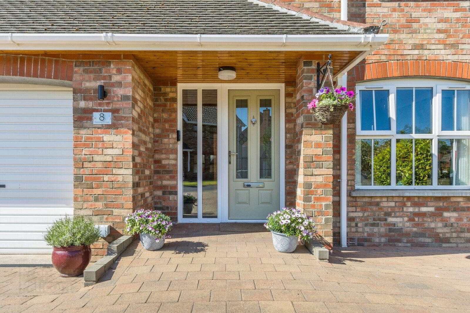 property description image
