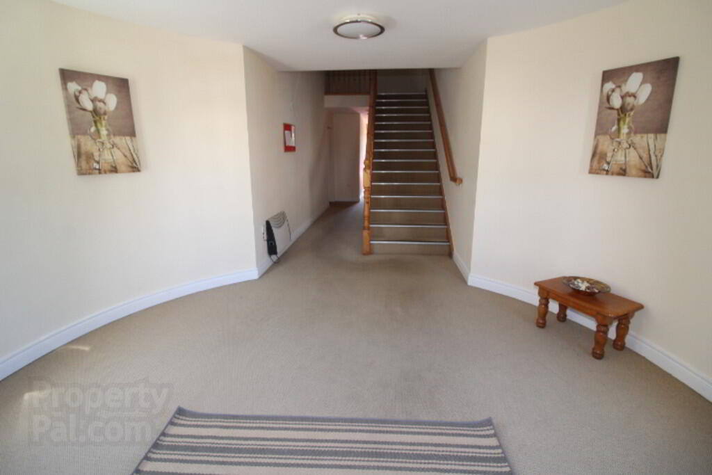 9 Sixmile Manor 3 of 26