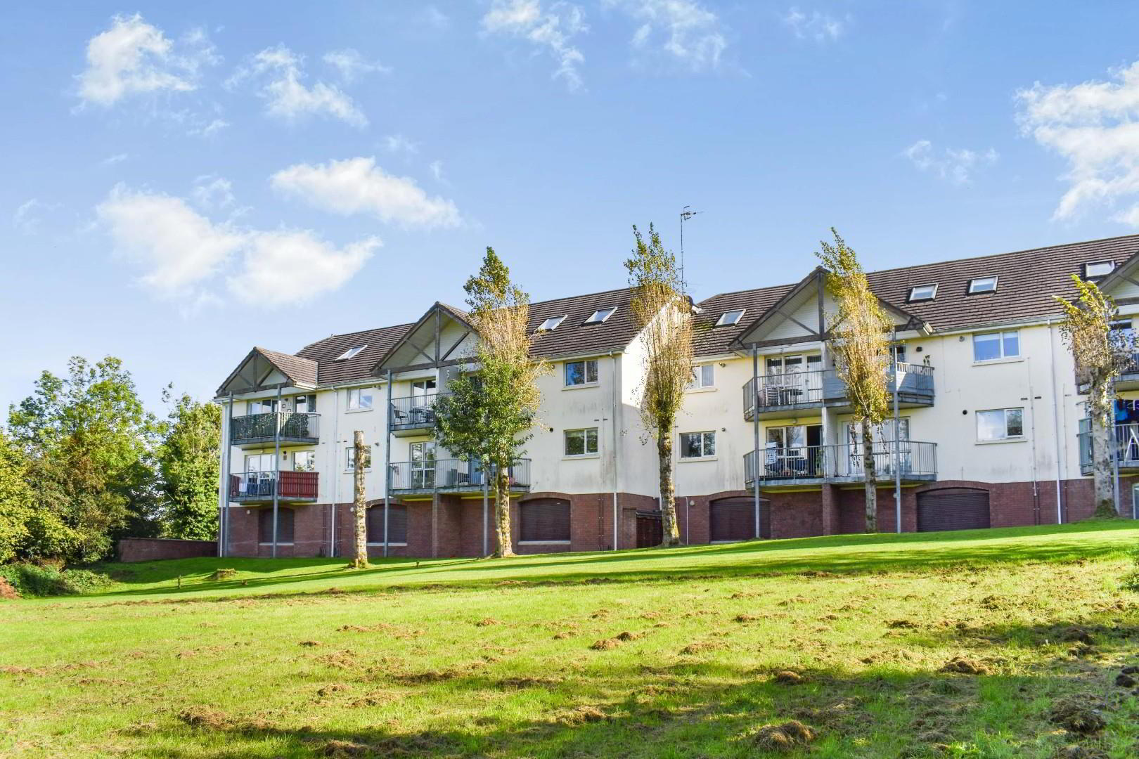 25 Silverwood Court 16 of 17