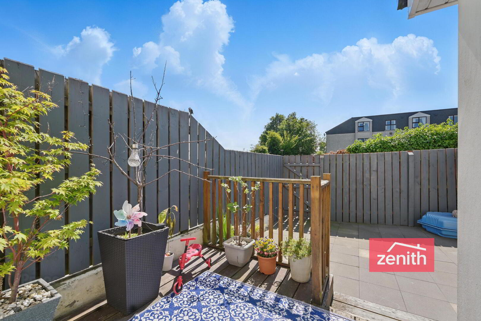 39 Loughshore Courtyard 12 of 28