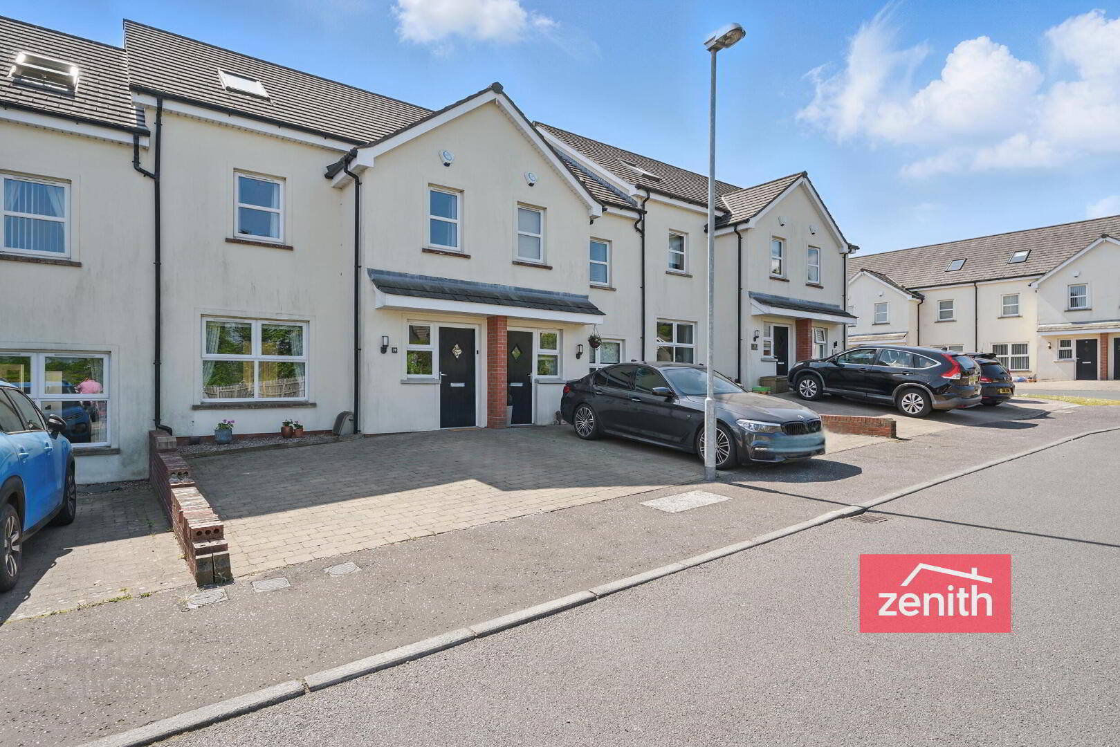39 Loughshore Courtyard 1 of 28