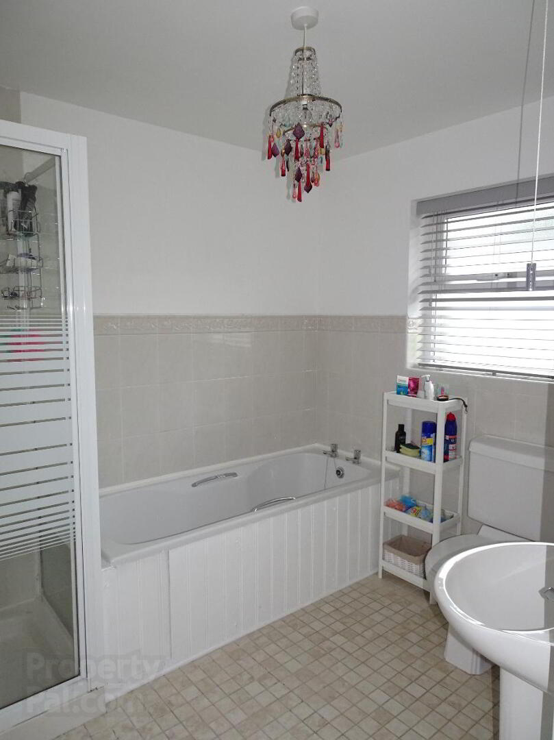 58 Mountview Drive 13 of 19