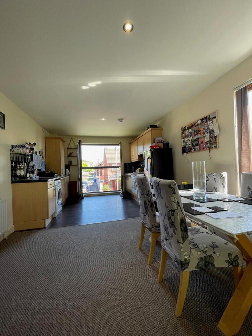 77d Heath Lodge Drive 3 of 13