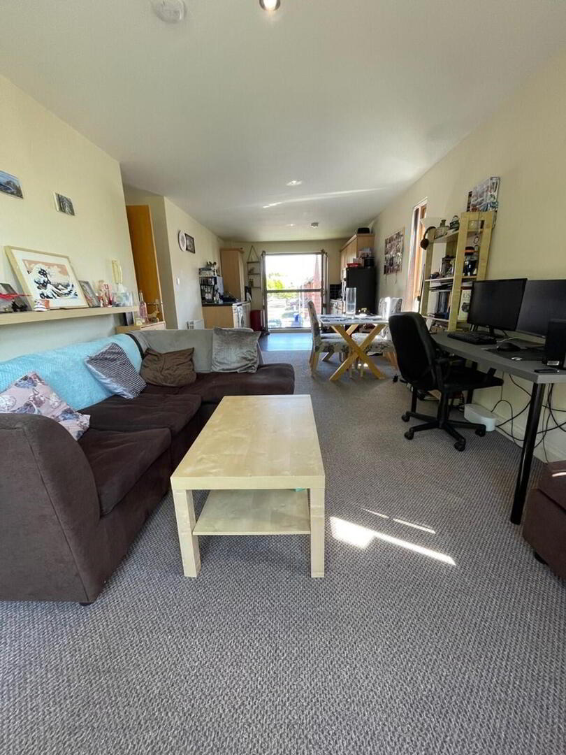 77d Heath Lodge Drive 4 of 13