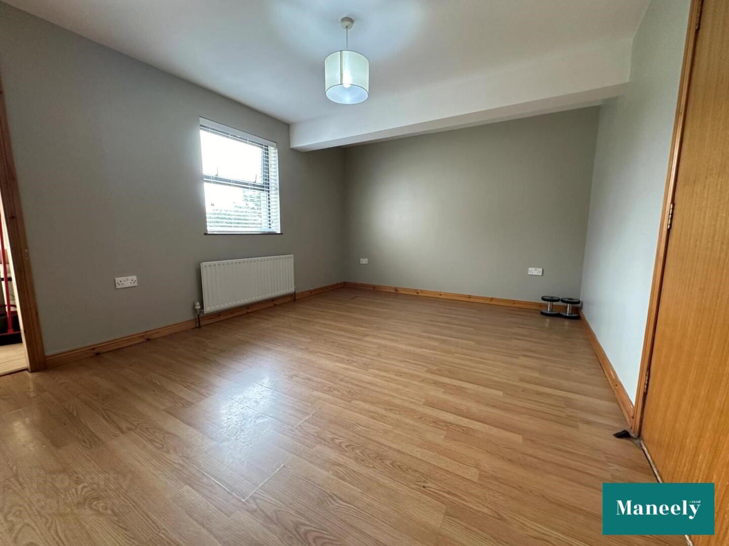 property description image