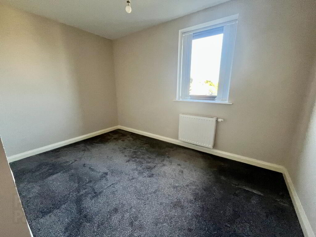 23 Glendun Court 3 of 5