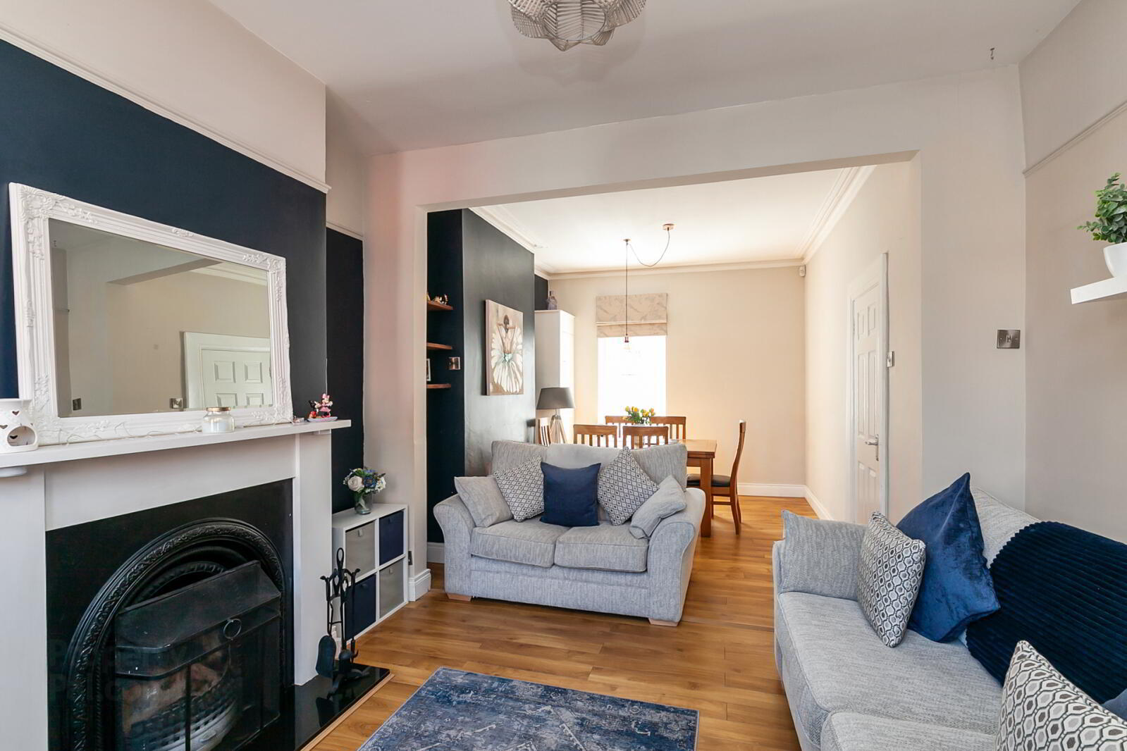 74 Willowbank Gardens 6 of 27