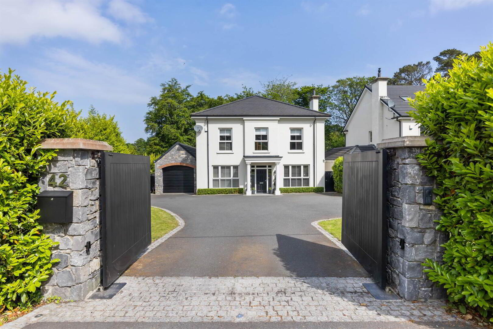 42 Victoria Road 4 of 50