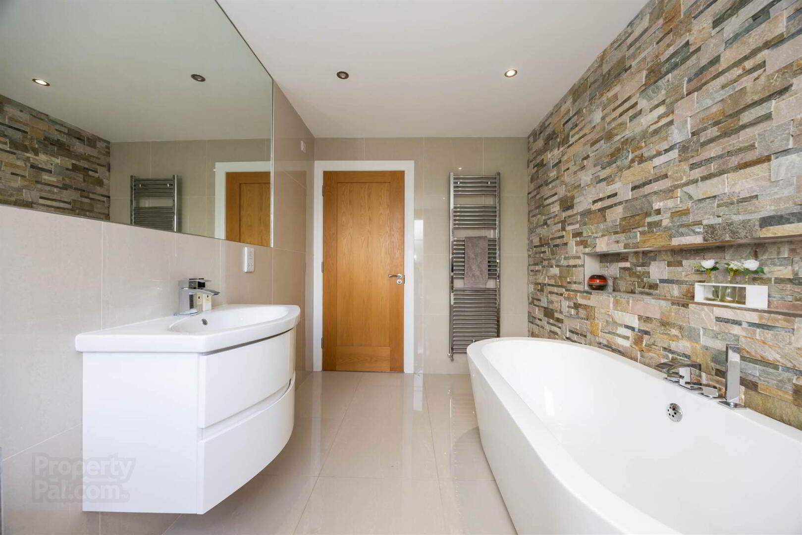 42 Victoria Road 38 of 50