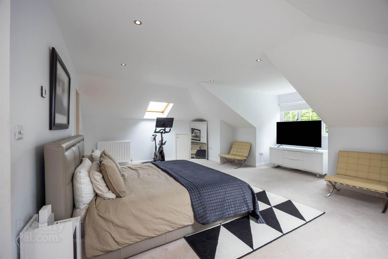 42 Victoria Road 43 of 50