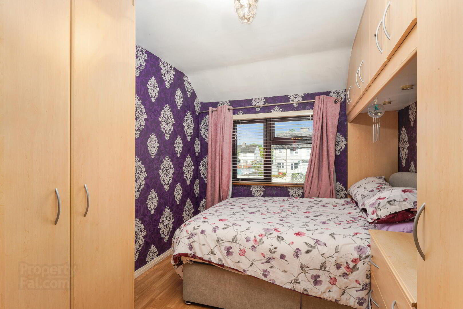 21 Saint Margarets Road 20 of 32