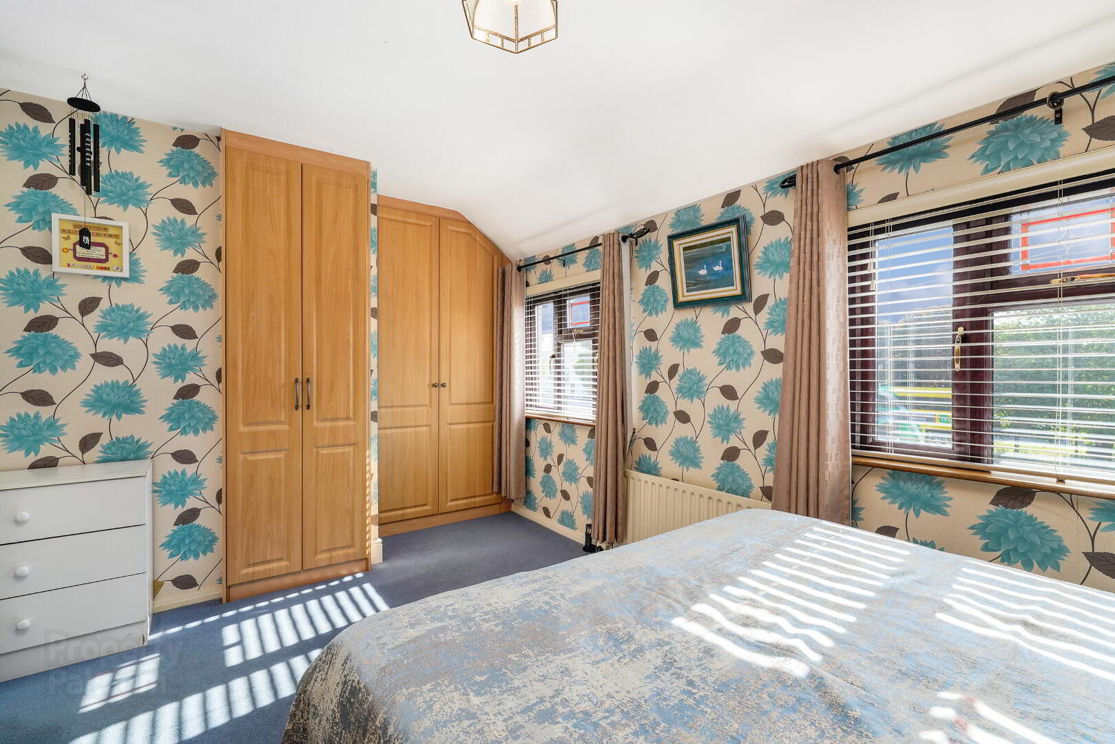 21 Saint Margarets Road 25 of 32