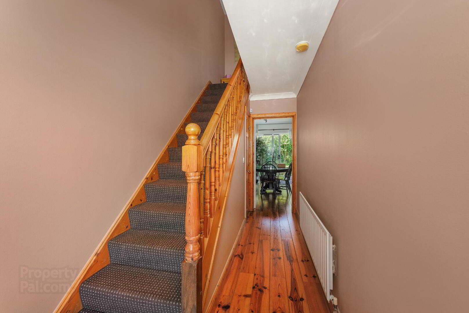 8 Allendale View 3 of 19