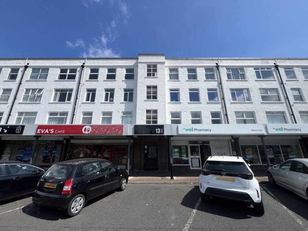 13e Abbots Cross, Newtownabbey 1 of 5