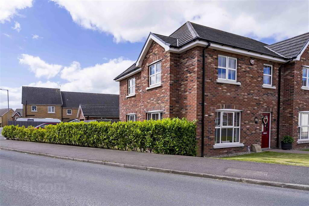 21 Ayrshire Drive 1 of 21