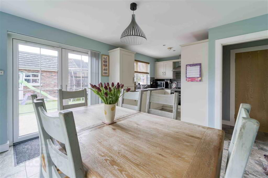 21 Ayrshire Drive 10 of 21