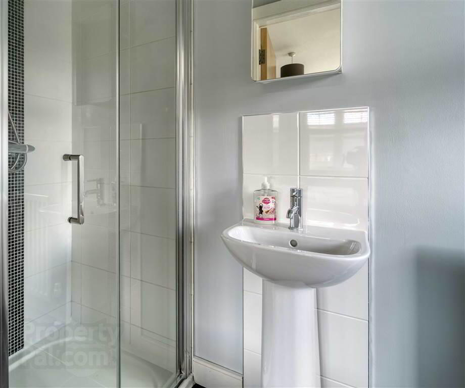 21 Ayrshire Drive 17 of 21