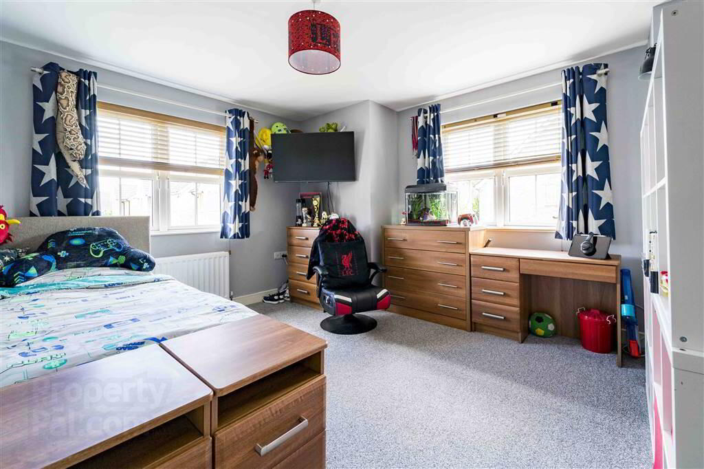 21 Ayrshire Drive 19 of 21