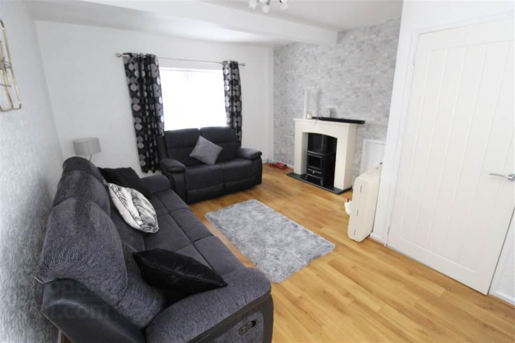 90 West Circular Road 3 of 12