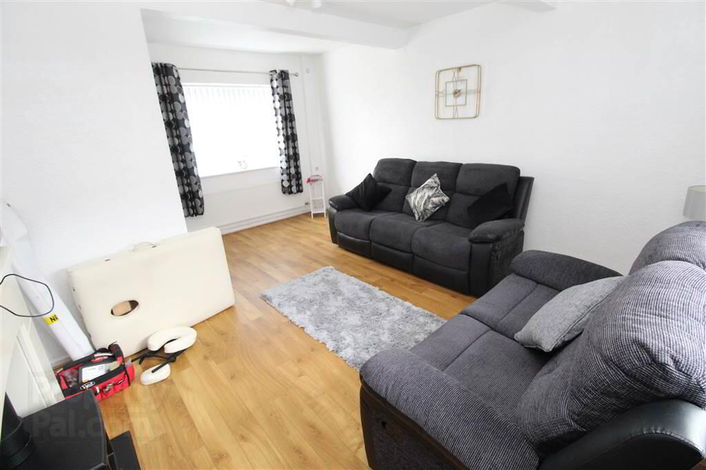 90 West Circular Road 4 of 12