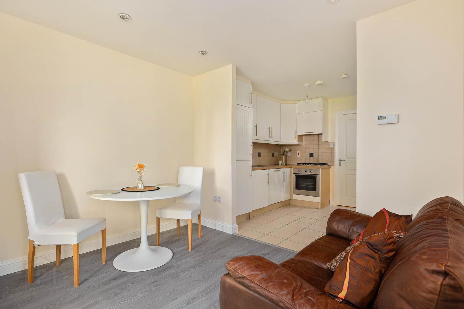 Apt 4 Rowan House, Royal Canal Court 7 of 16