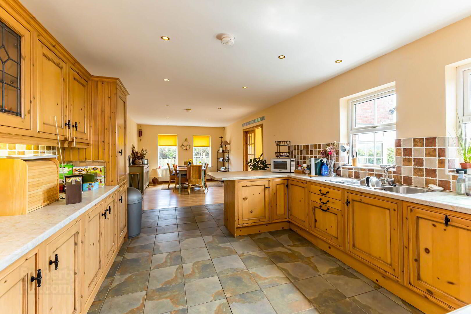 134a Warren Road 9 of 29
