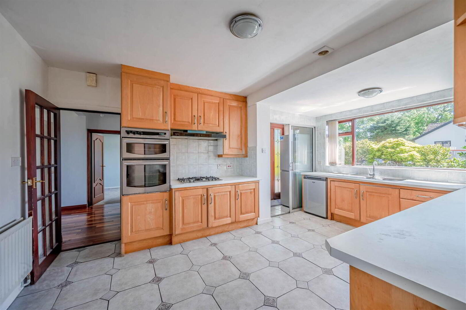 14 Rathmoyle Park 15 of 43